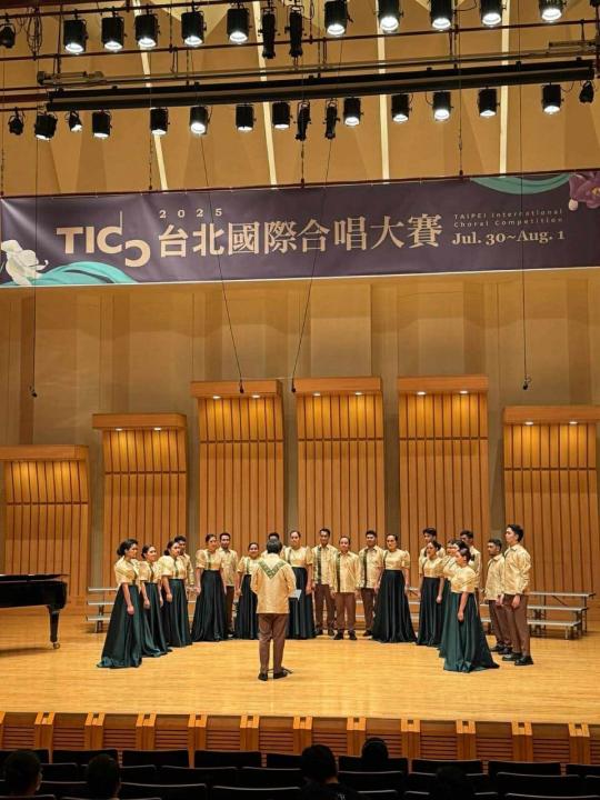 Dasmariñas Chamber Singers